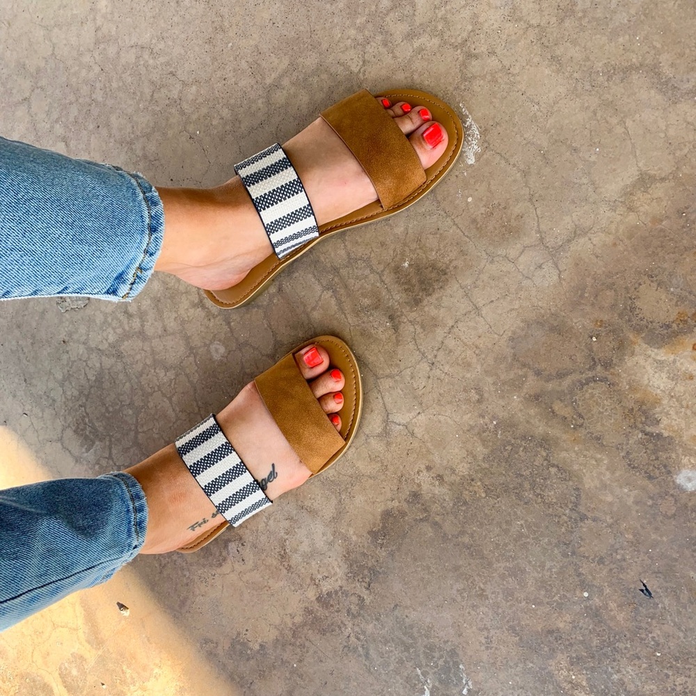 Summer Striped Sandals☀️ - Picture 3 of 6